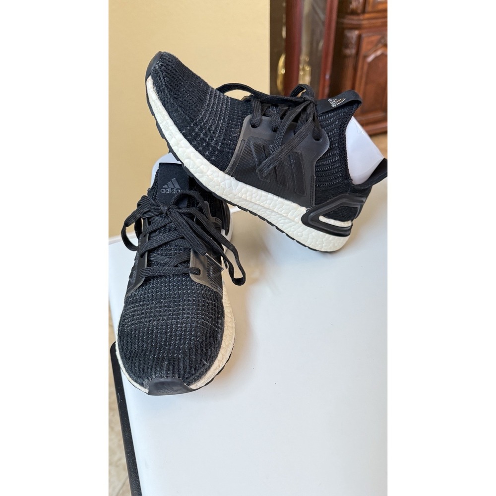 Adidas UltraBoost 19 G54014 Black White Running Shoes Sneakers Women's Size 6.5 - Picture 1 of 9